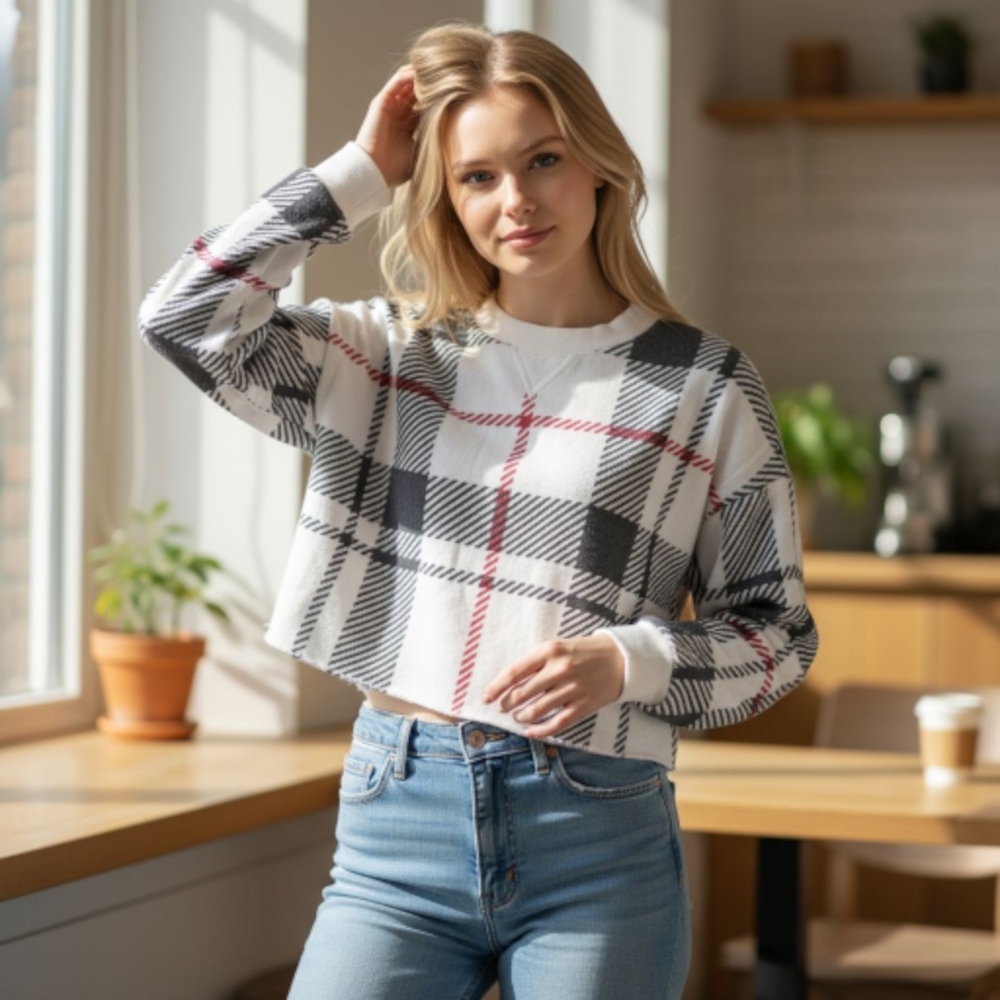 Colsie Checkered Crew Neck Sweater - Black, White, Red
